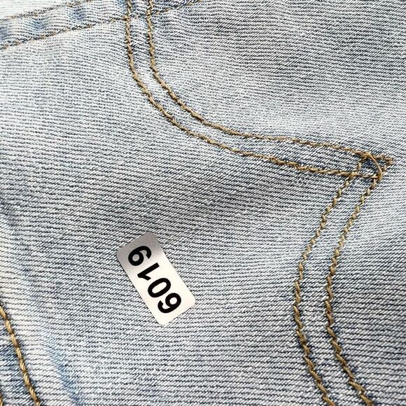Levi's Ribcage Boot Cut Jeans Womens 18W Blue Cotton Blend Light Washed - Picture 9 of 9
